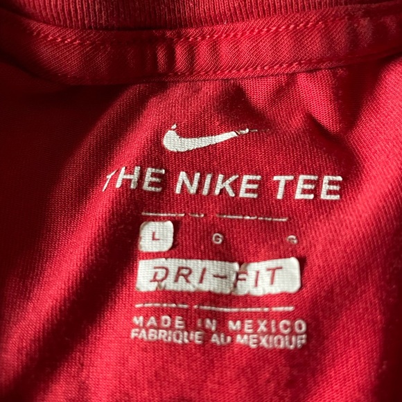 Nike T-shirt - Picture 3 of 3
